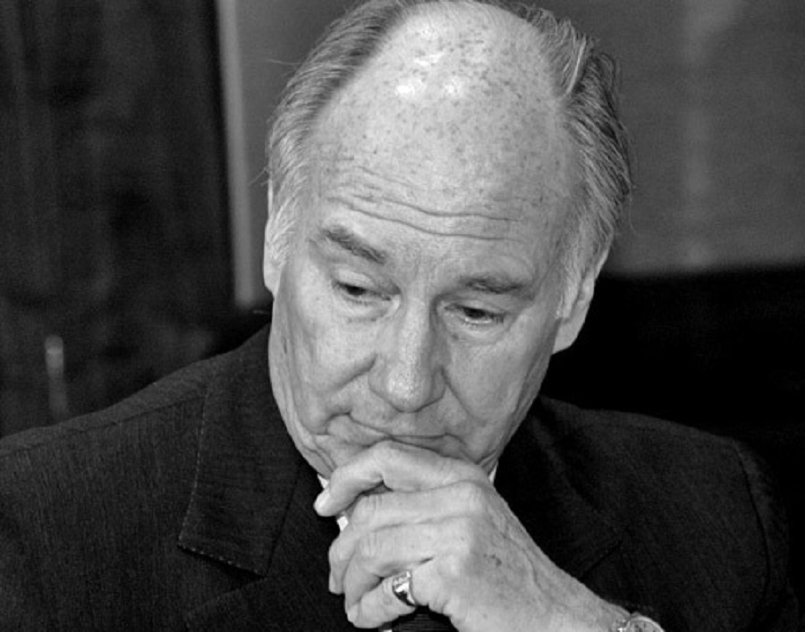 The Aga Khan pictured during a panel discussion on “Design in the Islamic World and Its Impact Beyond”, held at the National Building Museum on January 26, 2005, following the Vincent Scully Award ceremony that was held the previous evening. Photo: Vivian Rozsa, Washington D,C.