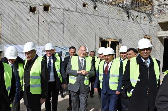 Aga Khan reviews progress of University of Central Asia's Naryn Campus in 2014. The campus was inaugurated in October 2016.