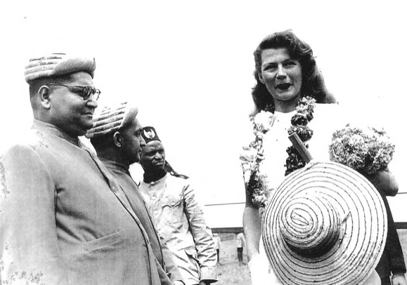 Rita Hayworth and Aly Khan arrive in Arusha Tanganyika in 1951, Barakah